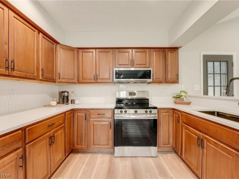 646 Ledge Road, Macedonia, OH 44056 Photo 7