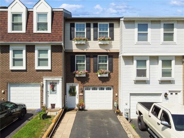 341 Fawn Trl, Cranberry Twp, PA 16066