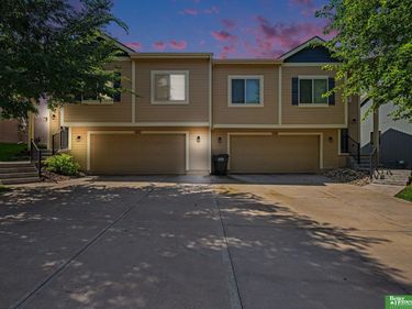 16313 Browne Street, Omaha, NE 68116