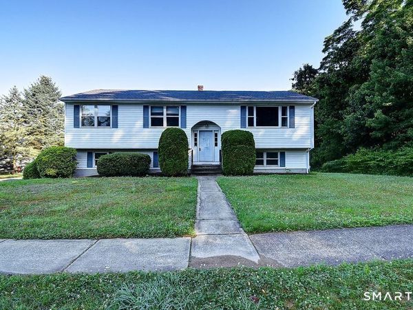 54 Skyview , Naugatuck, CT 06770