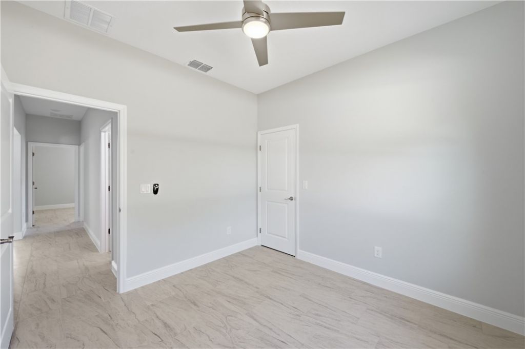 9366 103rd Court, Vero Beach, FL 32967 Photo