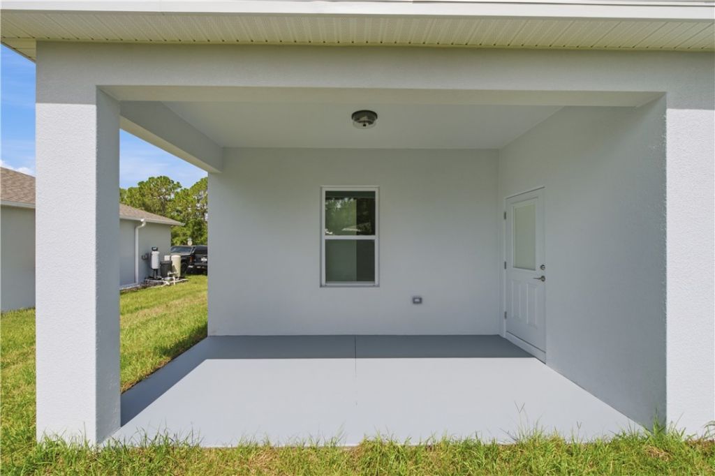 9366 103rd Court, Vero Beach, FL 32967 Photo