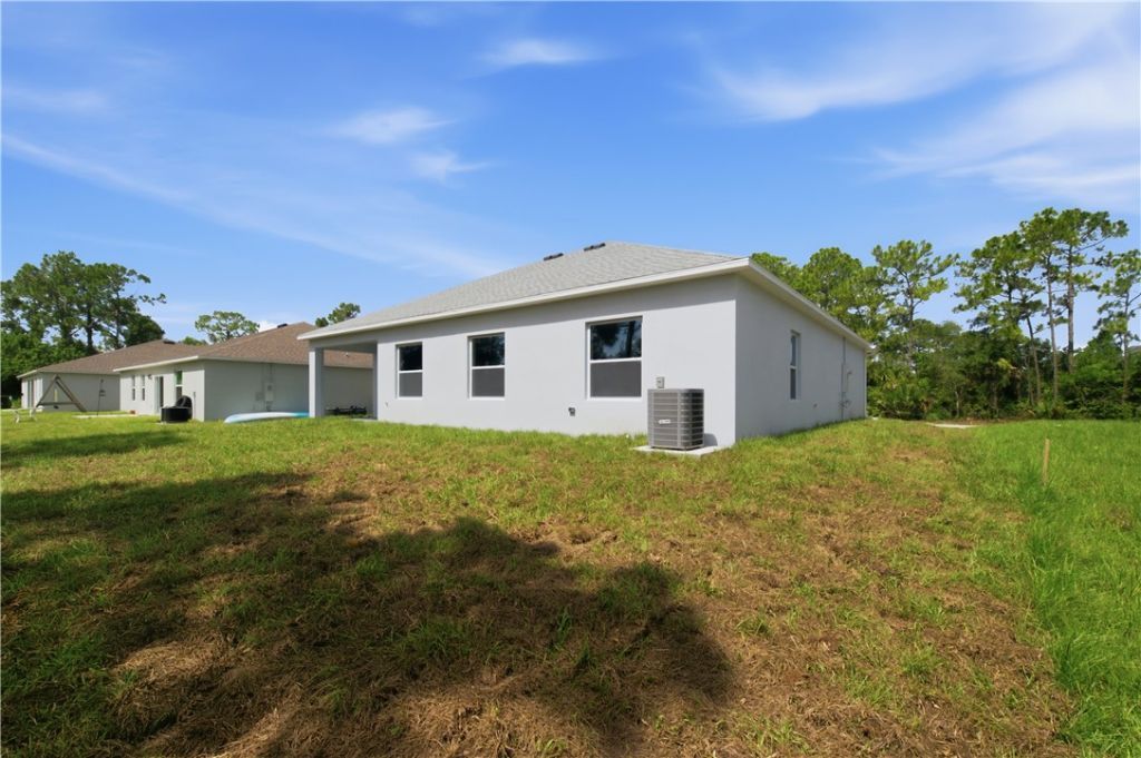 9366 103rd Court, Vero Beach, FL 32967 Photo