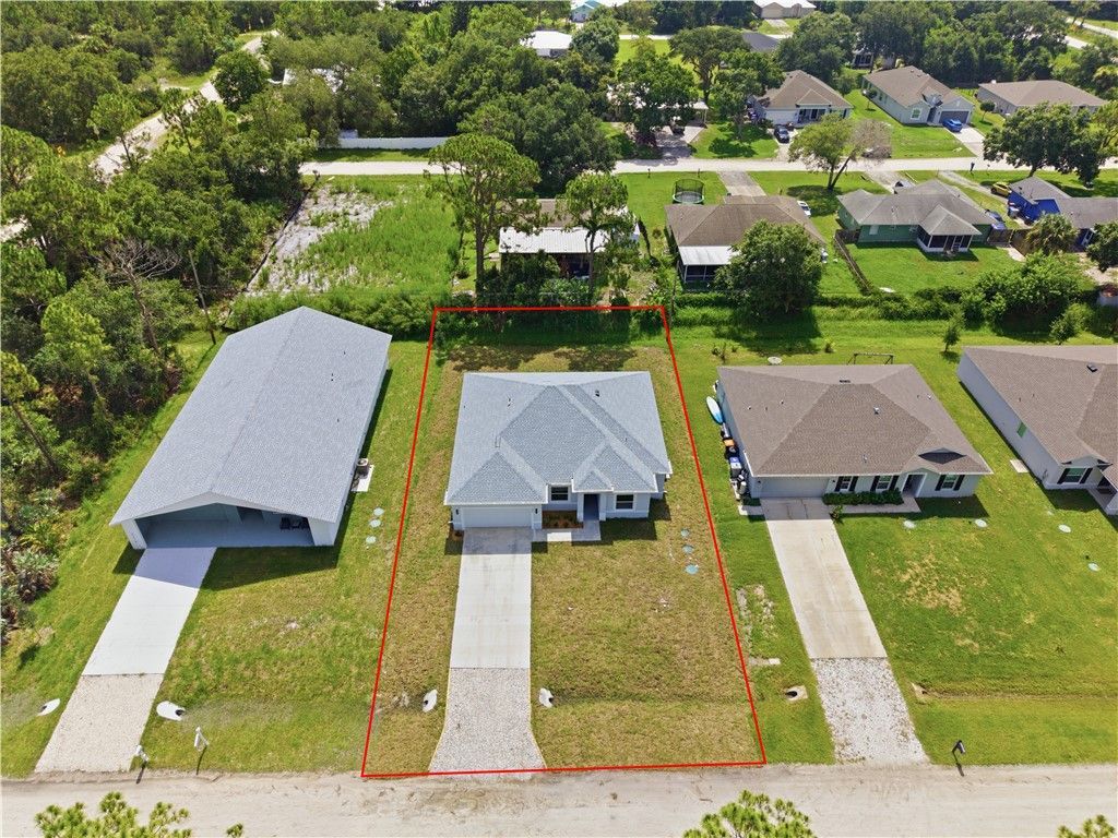 9366 103rd Court, Vero Beach, FL 32967 Photo