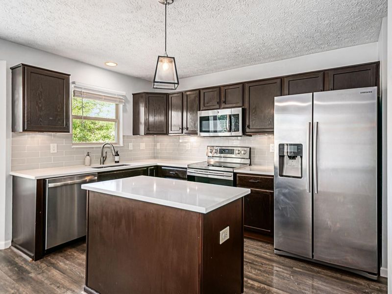 5936 Epernay Way, Galloway, OH 43119 Photo 11