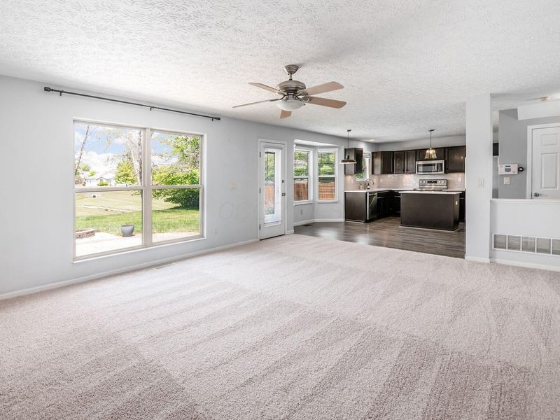 5936 Epernay Way, Galloway, OH 43119 Photo 15