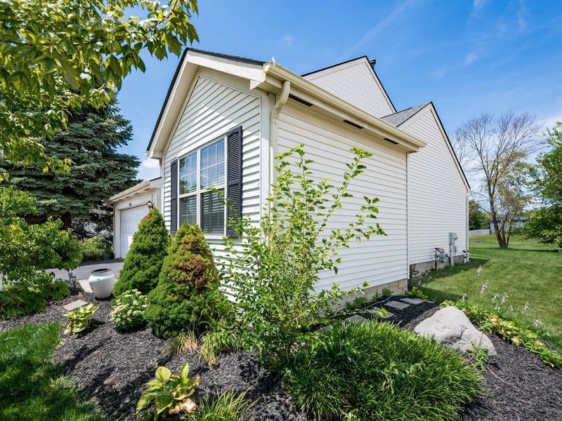 5936 Epernay Way, Galloway, OH 43119 Photo 3