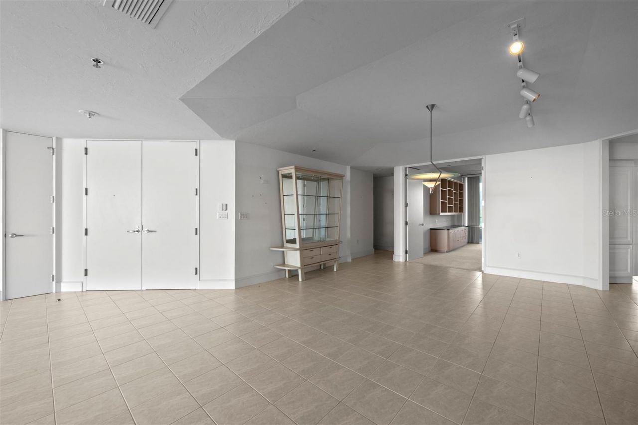 3060 Grand Bay Boulevard, Unit 133, Longboat Key, FL 34228 Photo