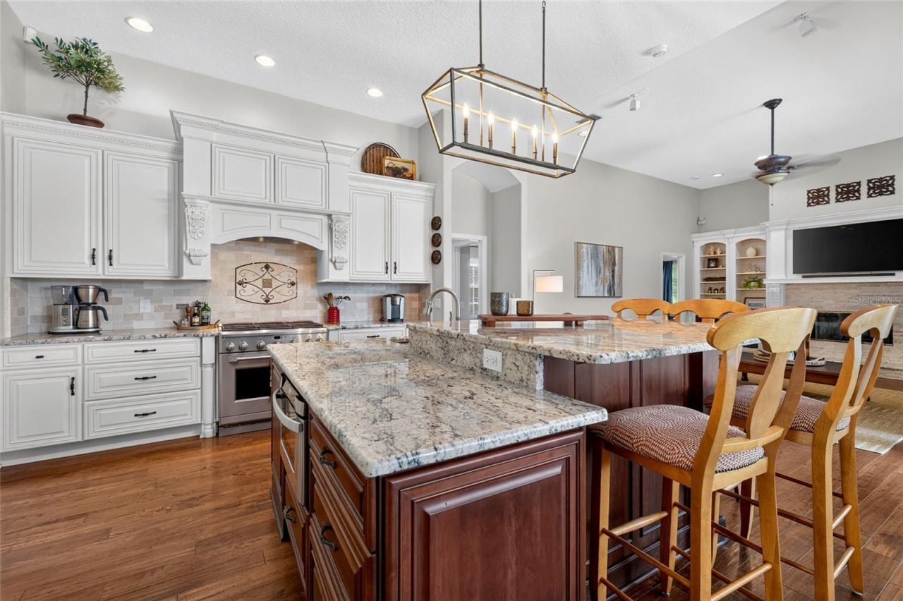 9109 Woodridge Run Drive , Tampa, FL 33647 Photo