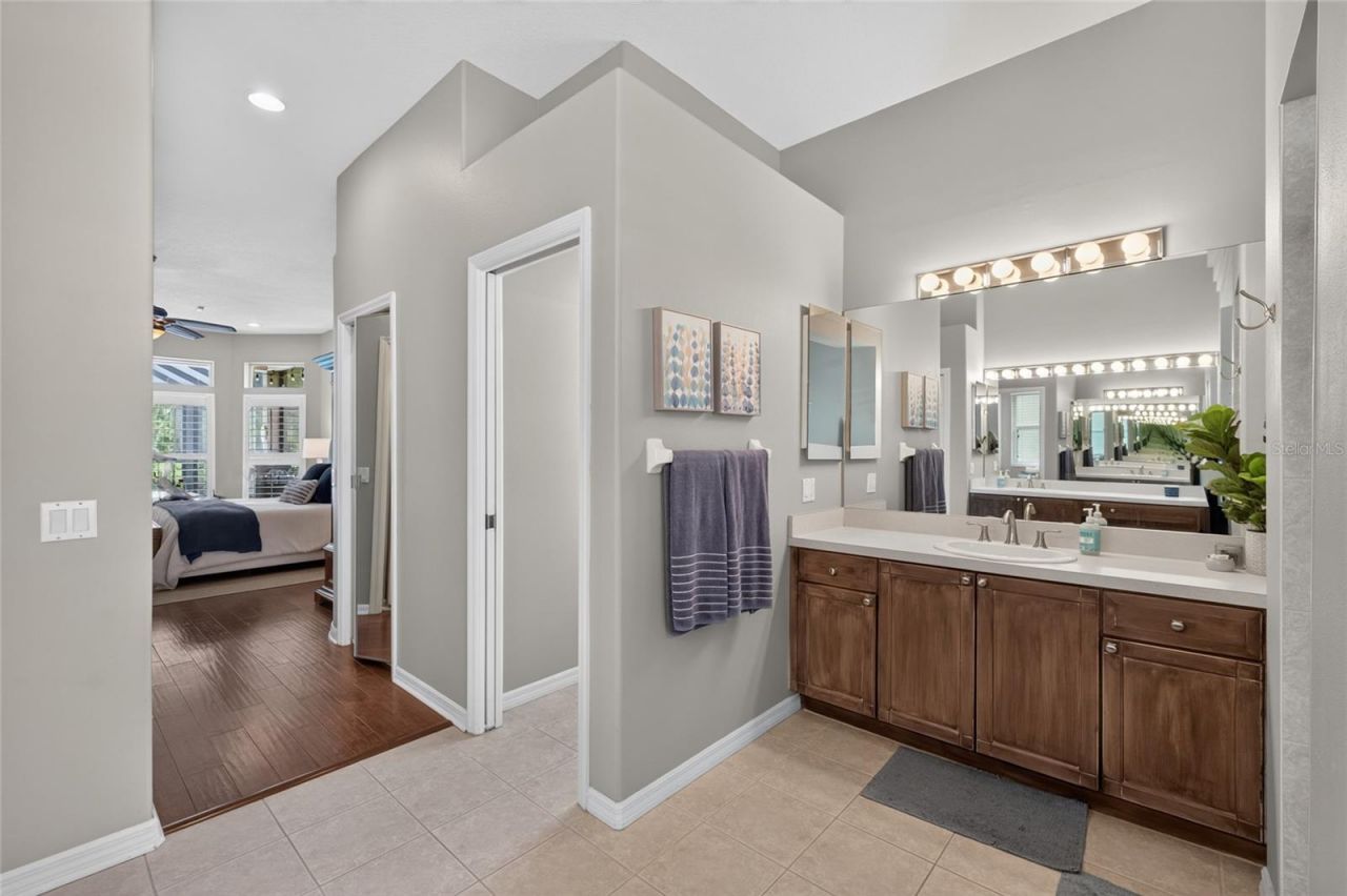 9109 Woodridge Run Drive , Tampa, FL 33647 Photo