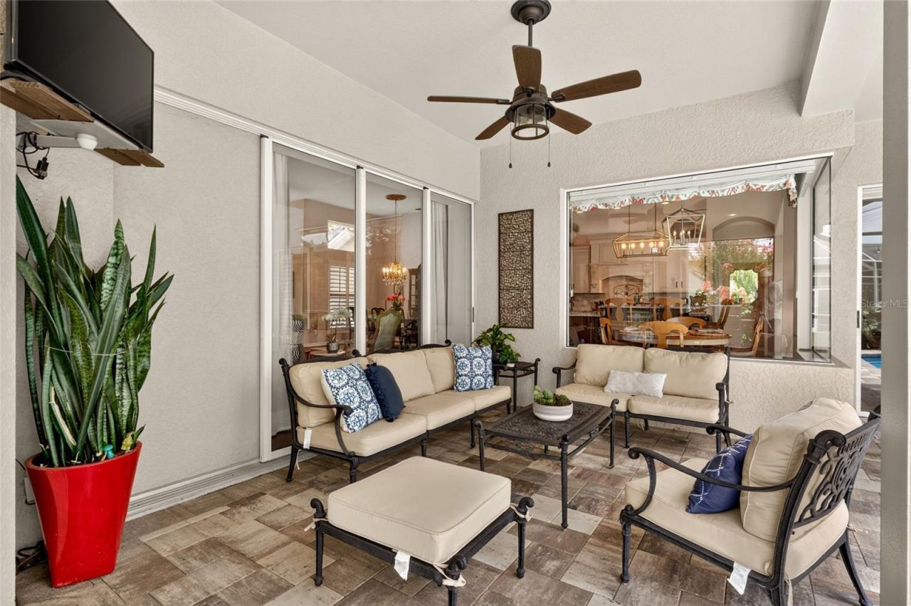 9109 Woodridge Run Drive , Tampa, FL 33647 Photo