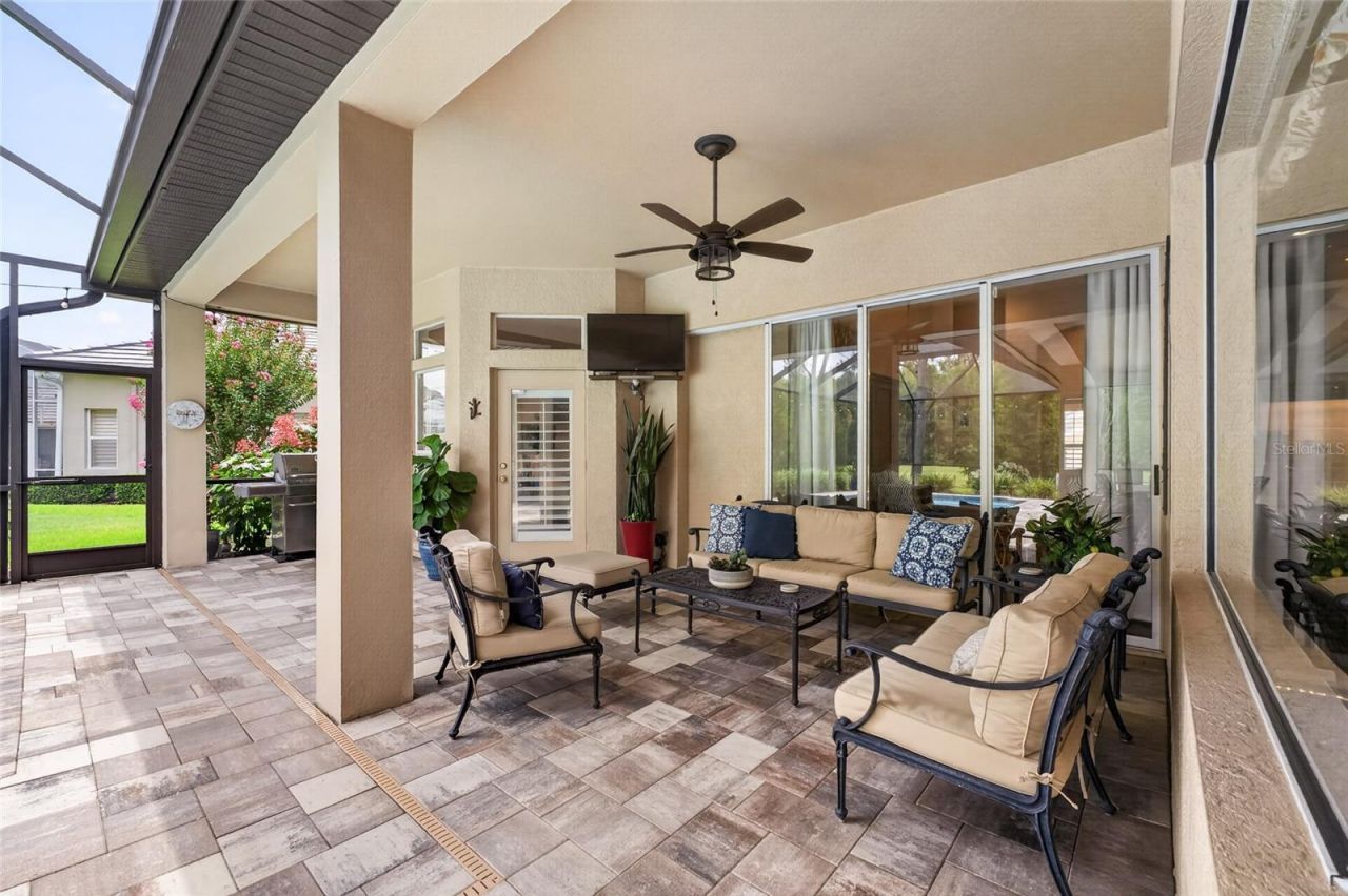 9109 Woodridge Run Drive , Tampa, FL 33647 Photo