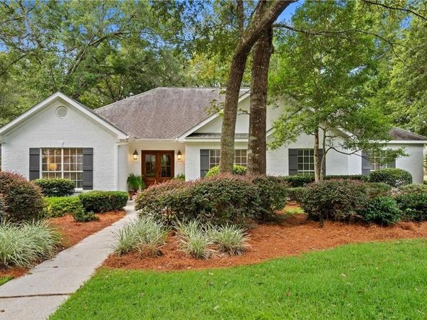 8170 Creekbank Drive, Daphne, AL 36526