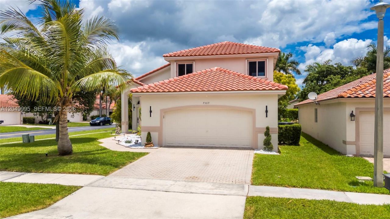 7569 Parkside Ln , Margate, FL 33063 Photo