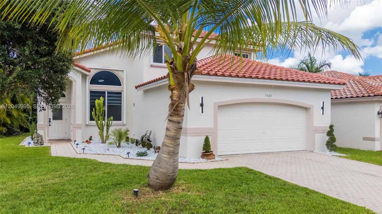 7569 Parkside Ln , Margate, FL 33063 Photo