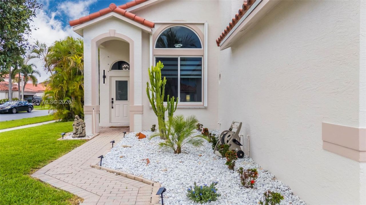 7569 Parkside Ln , Margate, FL 33063 Photo