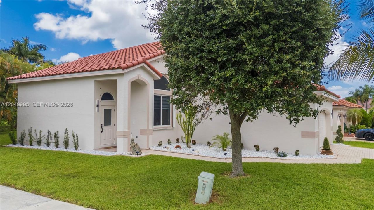 7569 Parkside Ln , Margate, FL 33063 Photo