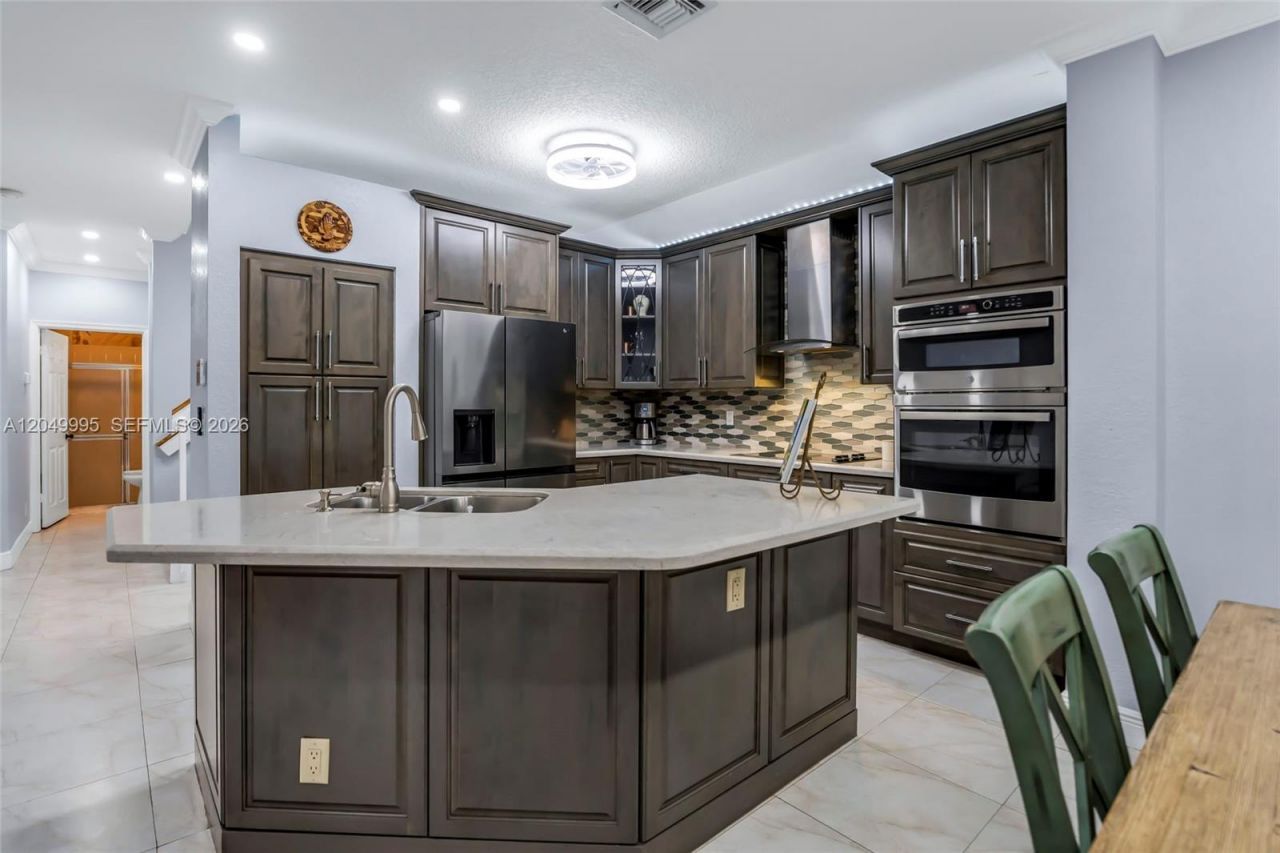 7569 Parkside Ln , Margate, FL 33063 Photo