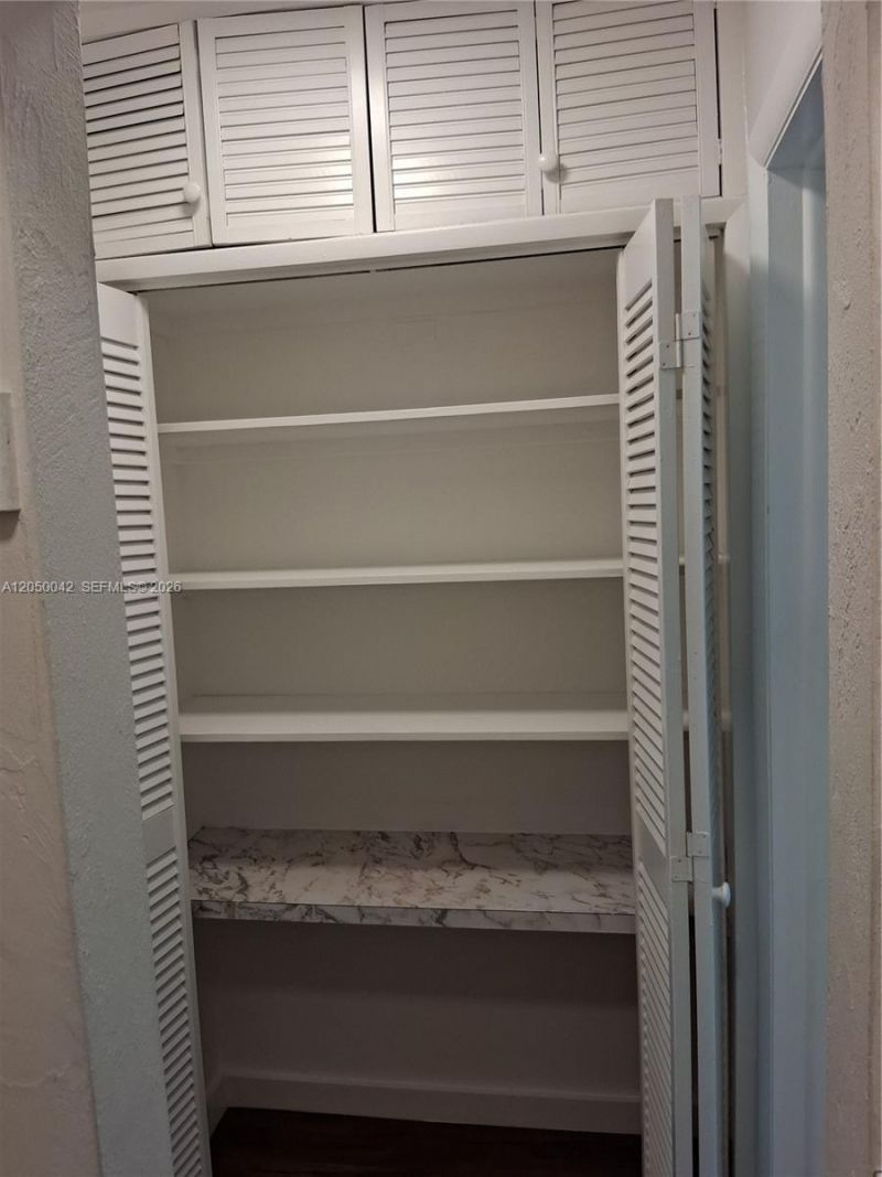 8315 SW 72nd Ave, Unit 303B, Miami, FL 33143 Photo