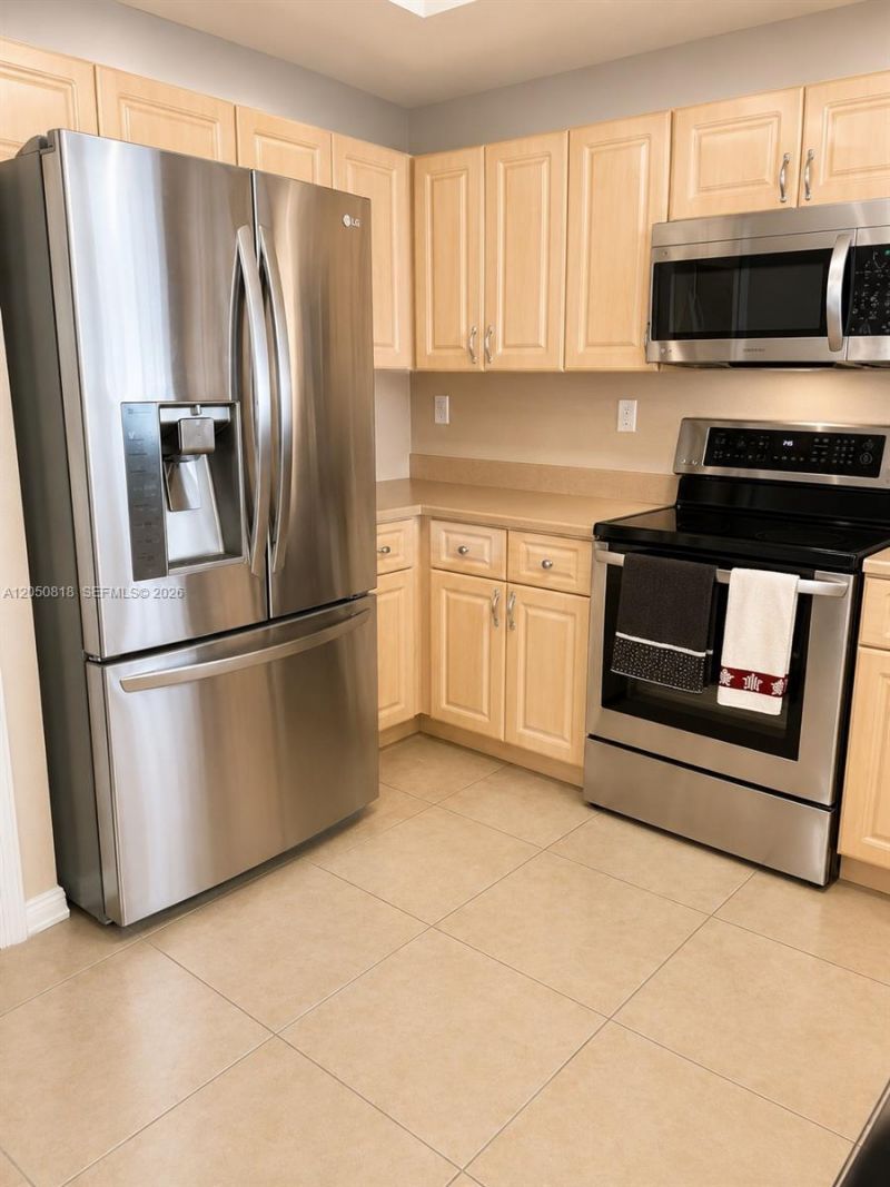 8936 W Flagler St , Unit 108, Miami, FL 33174 Photo