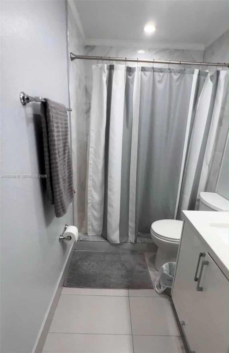 8936 W Flagler St , Unit 108, Miami, FL 33174 Photo
