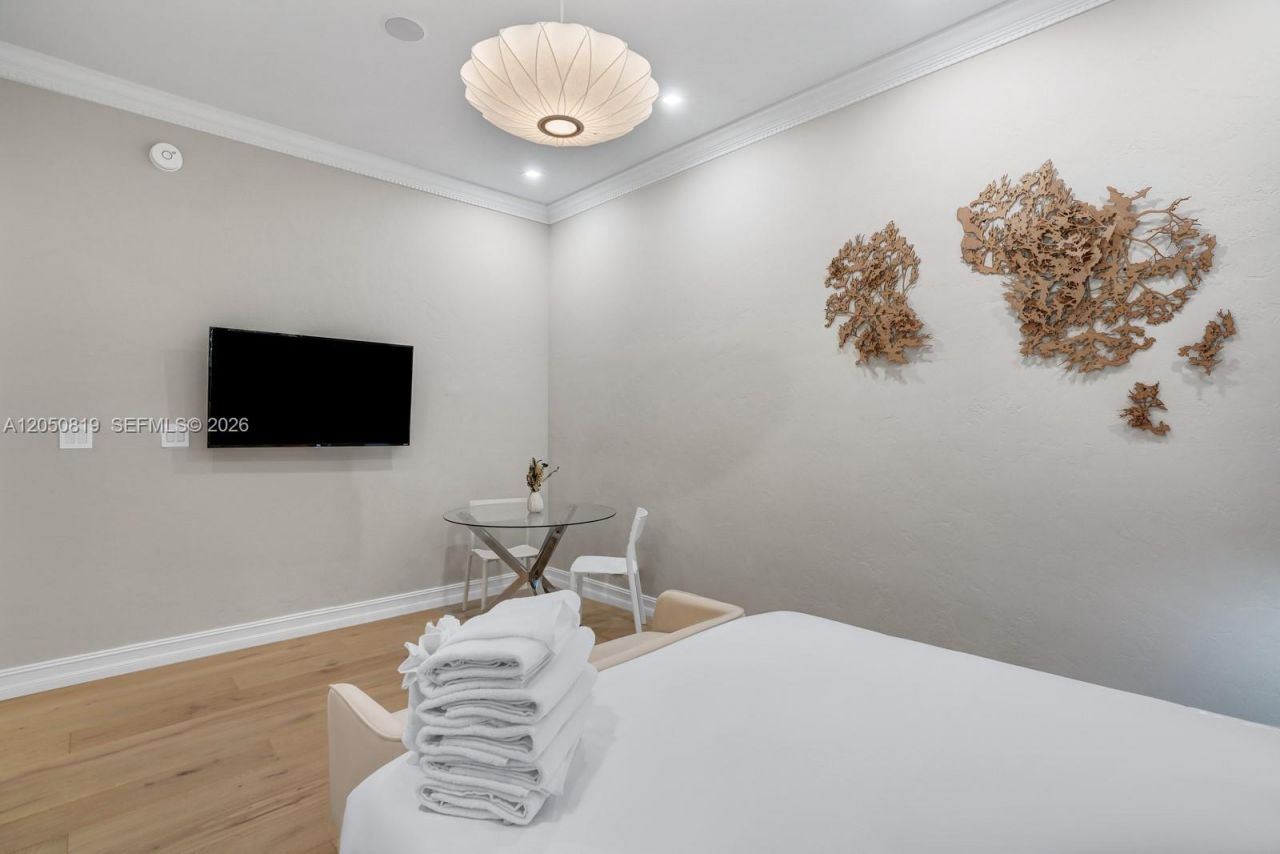 168 Fiesta Way , Fort Lauderdale, FL 33301 Photo