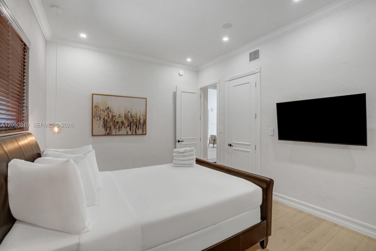 168 Fiesta Way , Fort Lauderdale, FL 33301 Photo