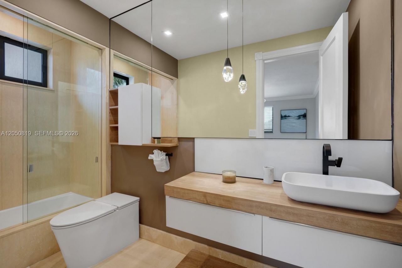 168 Fiesta Way , Fort Lauderdale, FL 33301 Photo