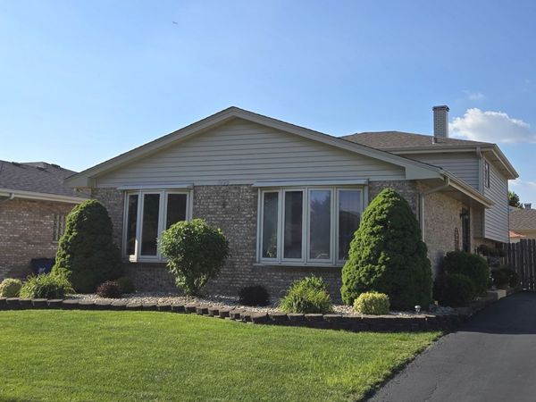 5224 W 121st Place, Alsip, IL 60803