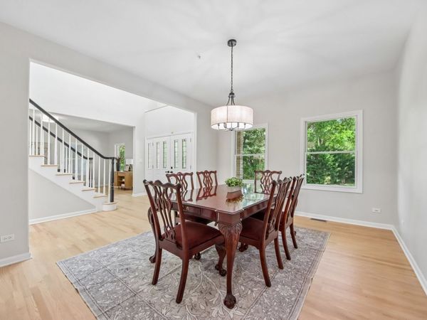374 Sharon Drive , Barrington, IL 60010