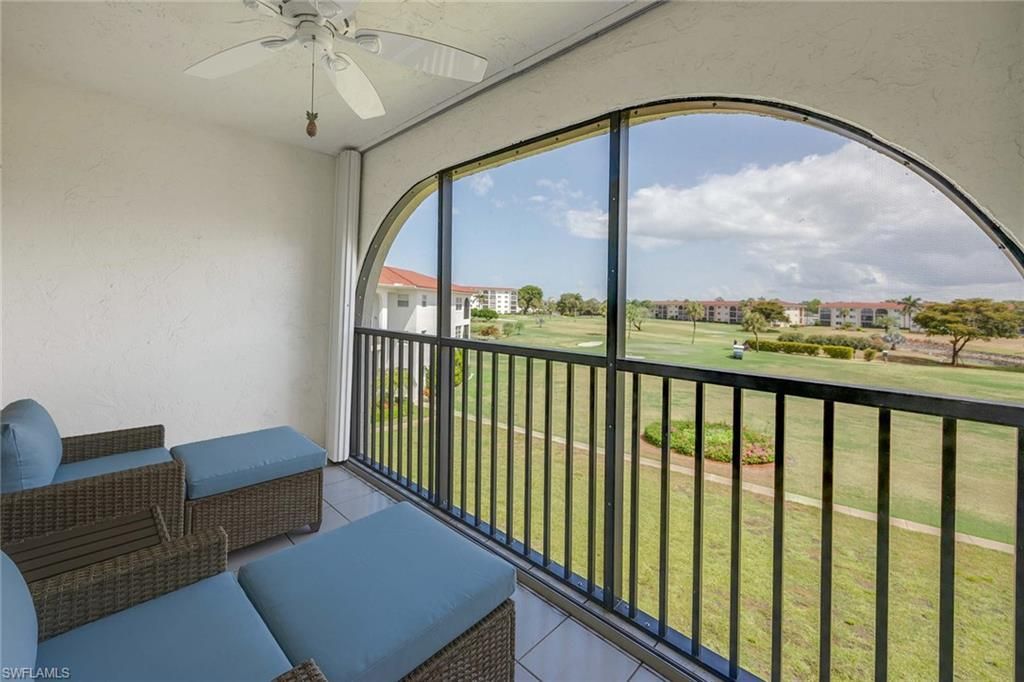 45 High Point Cir S, Unit 303, Naples, FL 34103 Photo