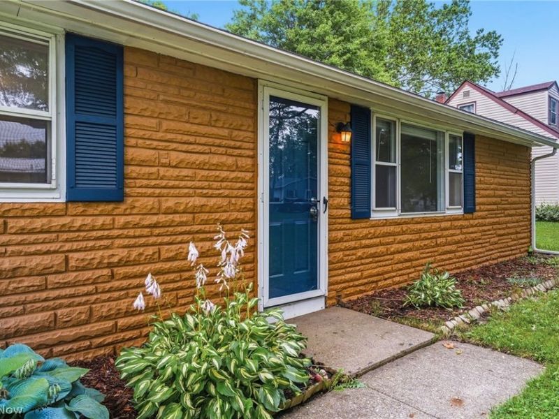 934 Meadowbrook Avenue, Alliance, OH 44601 Photo 3