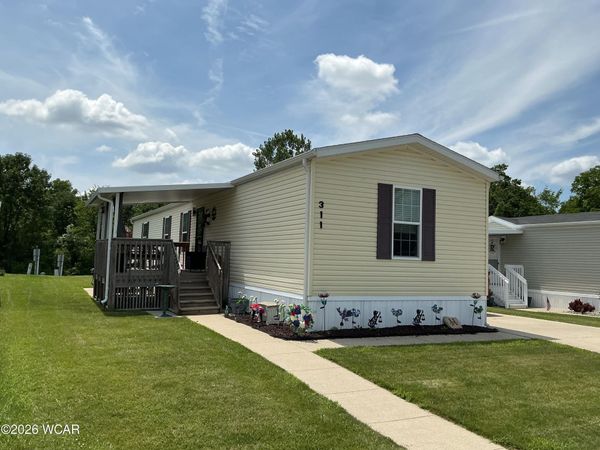 311 Pinewood Circle, Lima, OH 45804