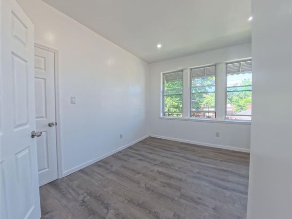 858 E 230th Street , Bronx, NY 10466