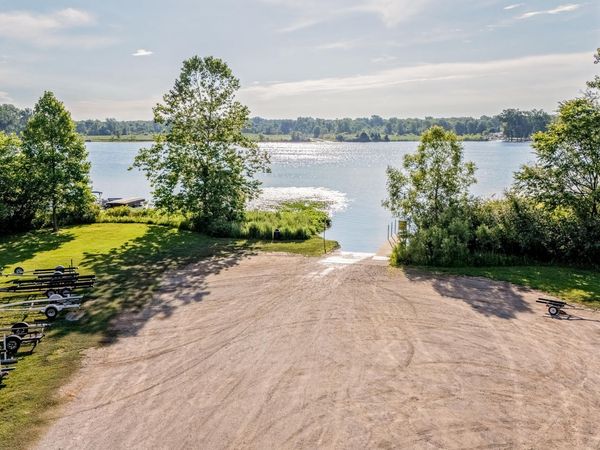 0 North Drive, Brooklyn, MI 49230