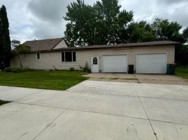 306 SW Brown Street, Verndale, MN 56481