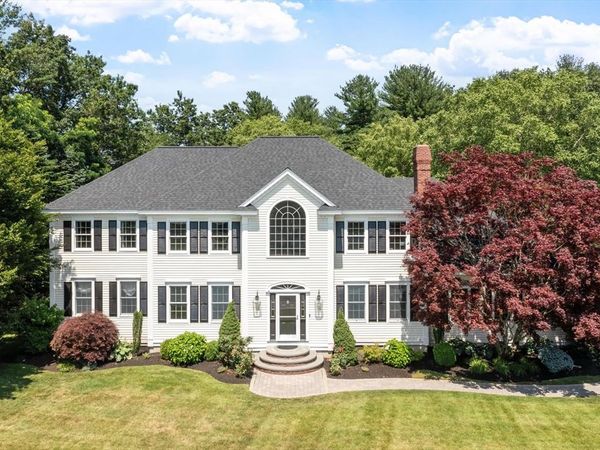 11 Oscars Way, North Reading, MA 01864