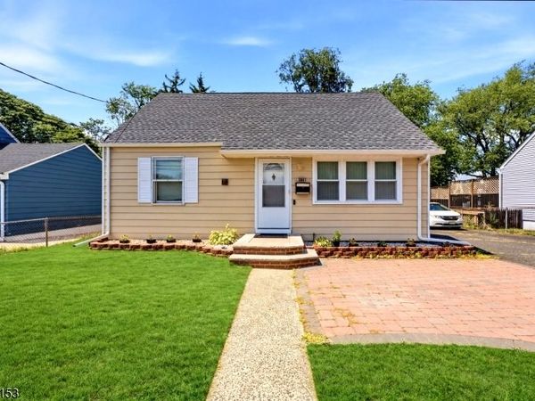 2697 Woodbridge Ave, Edison, NJ 08817
