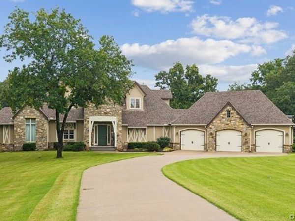 8770 Legacy Drive , Sand Springs, OK 74063