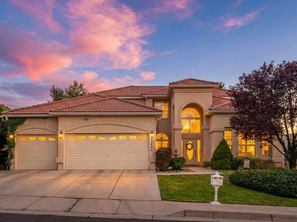 11404 Desert Classic Lane NE, Albuquerque, NM 87111