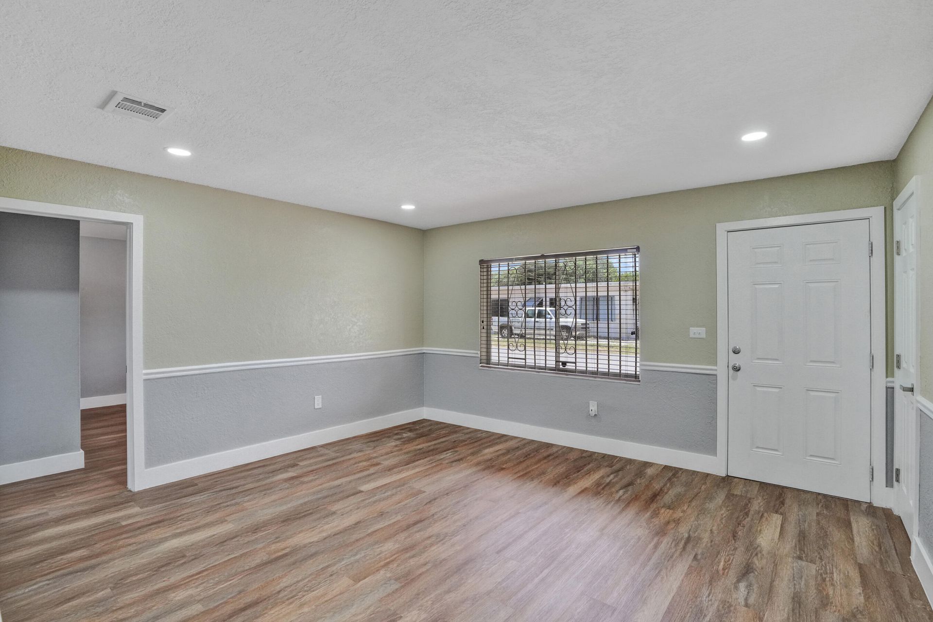 2147 NW 100th Street, Miami, FL 33147 Photo