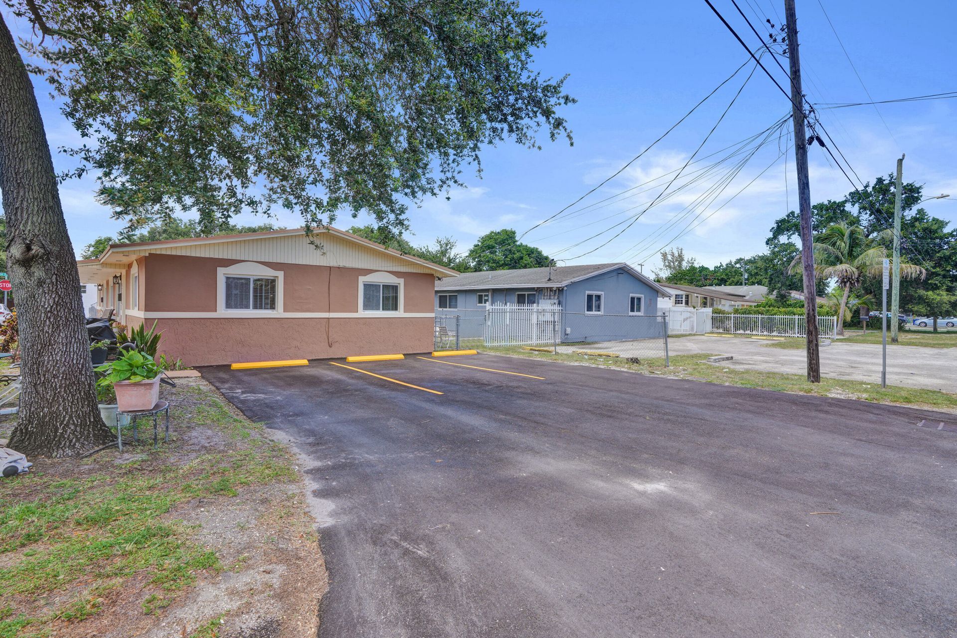 2147 NW 100th Street, Miami, FL 33147 Photo