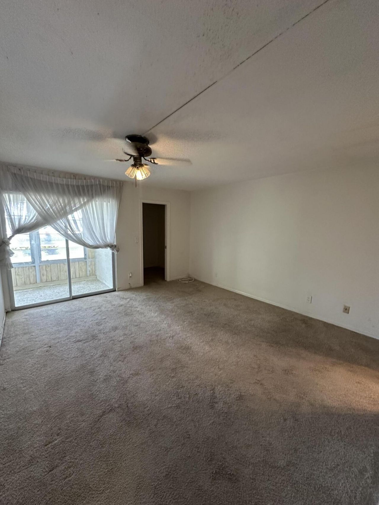 103 Greenbrier C, West Palm Beach, FL 33417 Photo