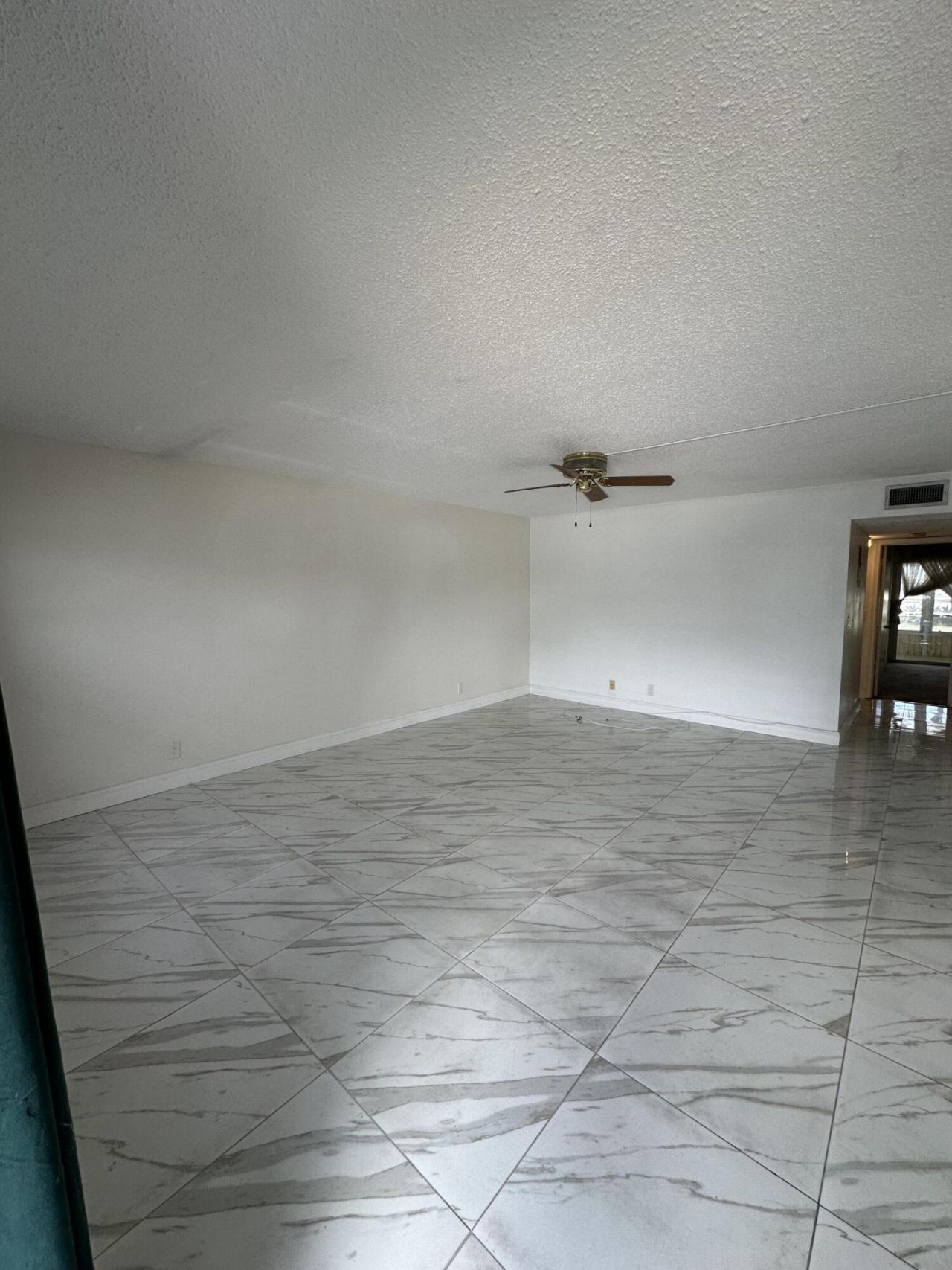 103 Greenbrier C, West Palm Beach, FL 33417 Photo