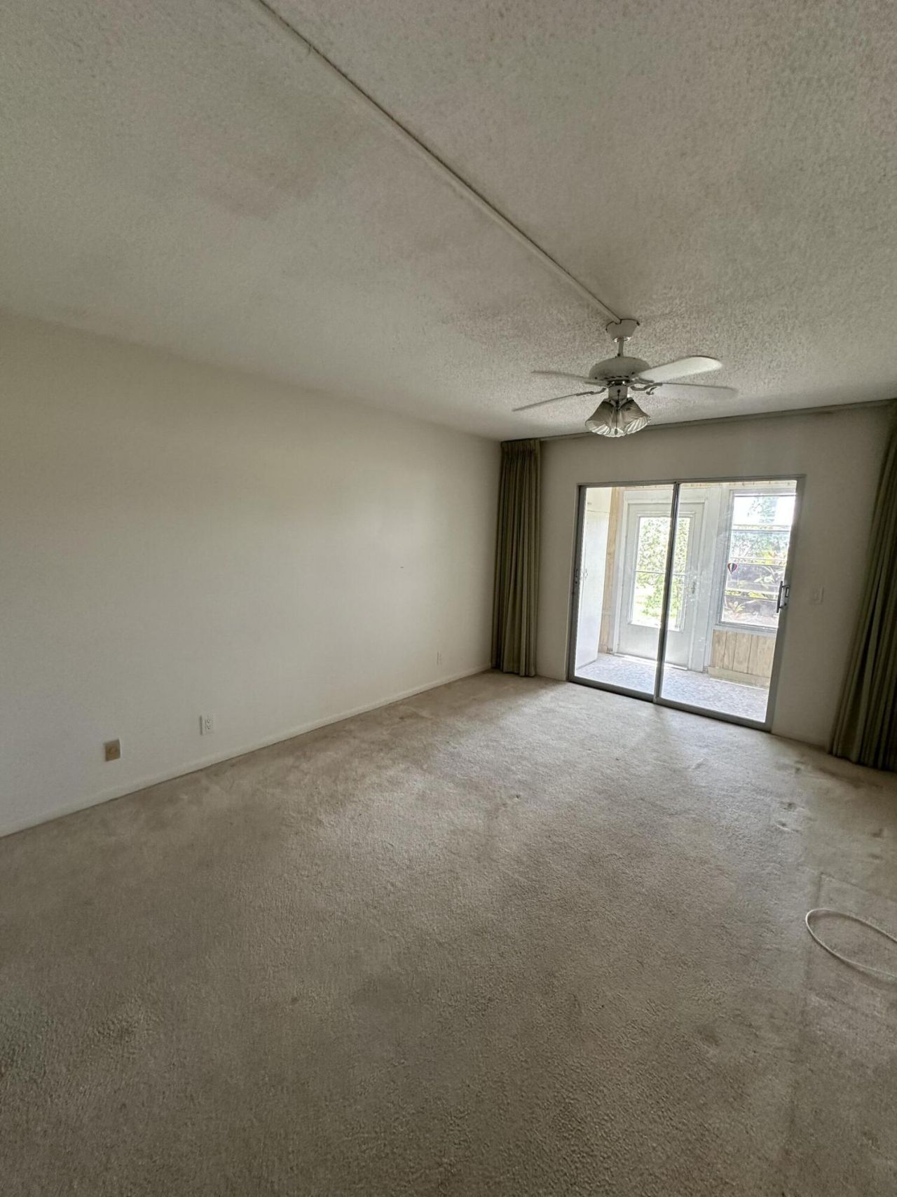 103 Greenbrier C, West Palm Beach, FL 33417 Photo