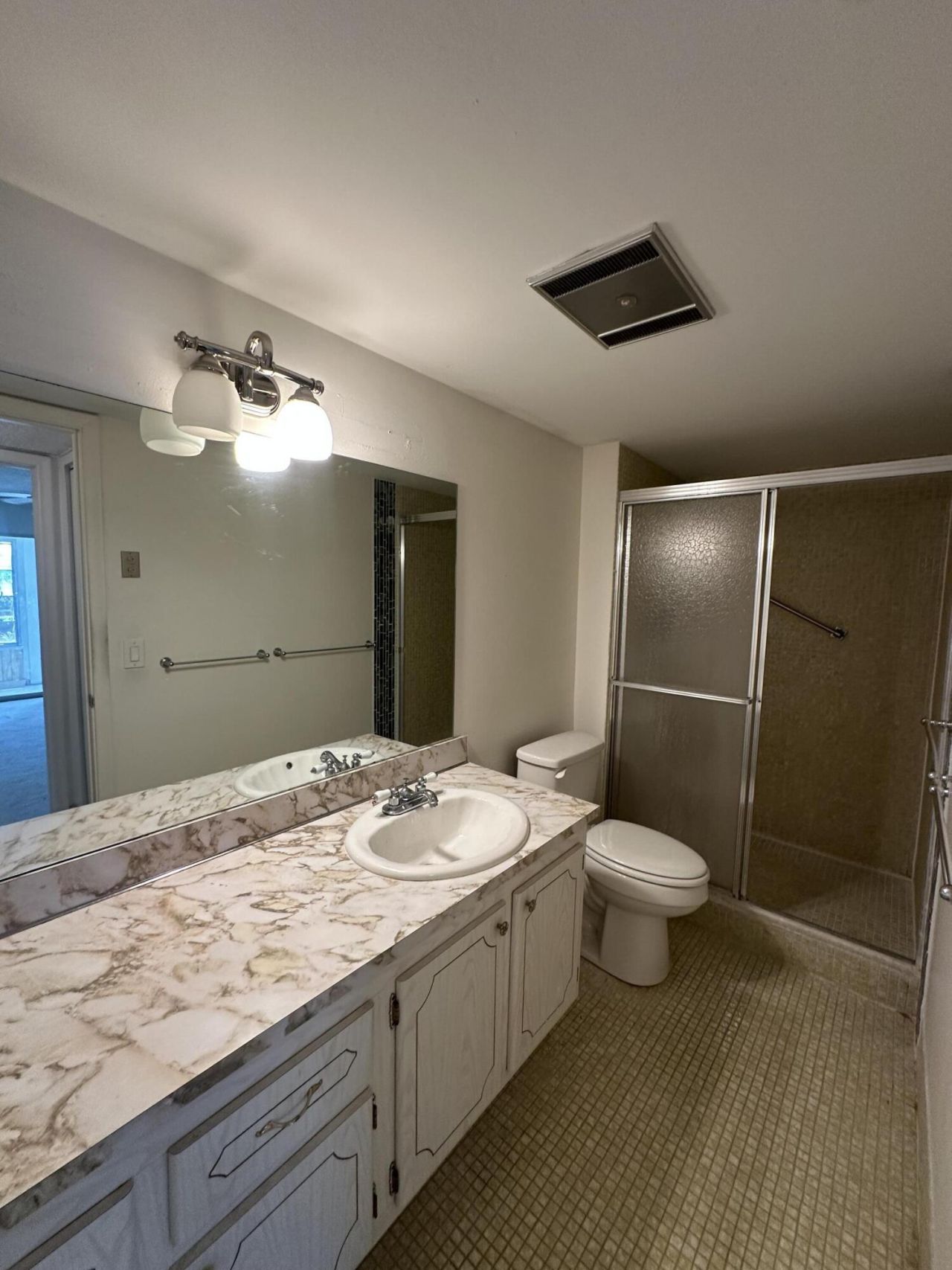 103 Greenbrier C, West Palm Beach, FL 33417 Photo