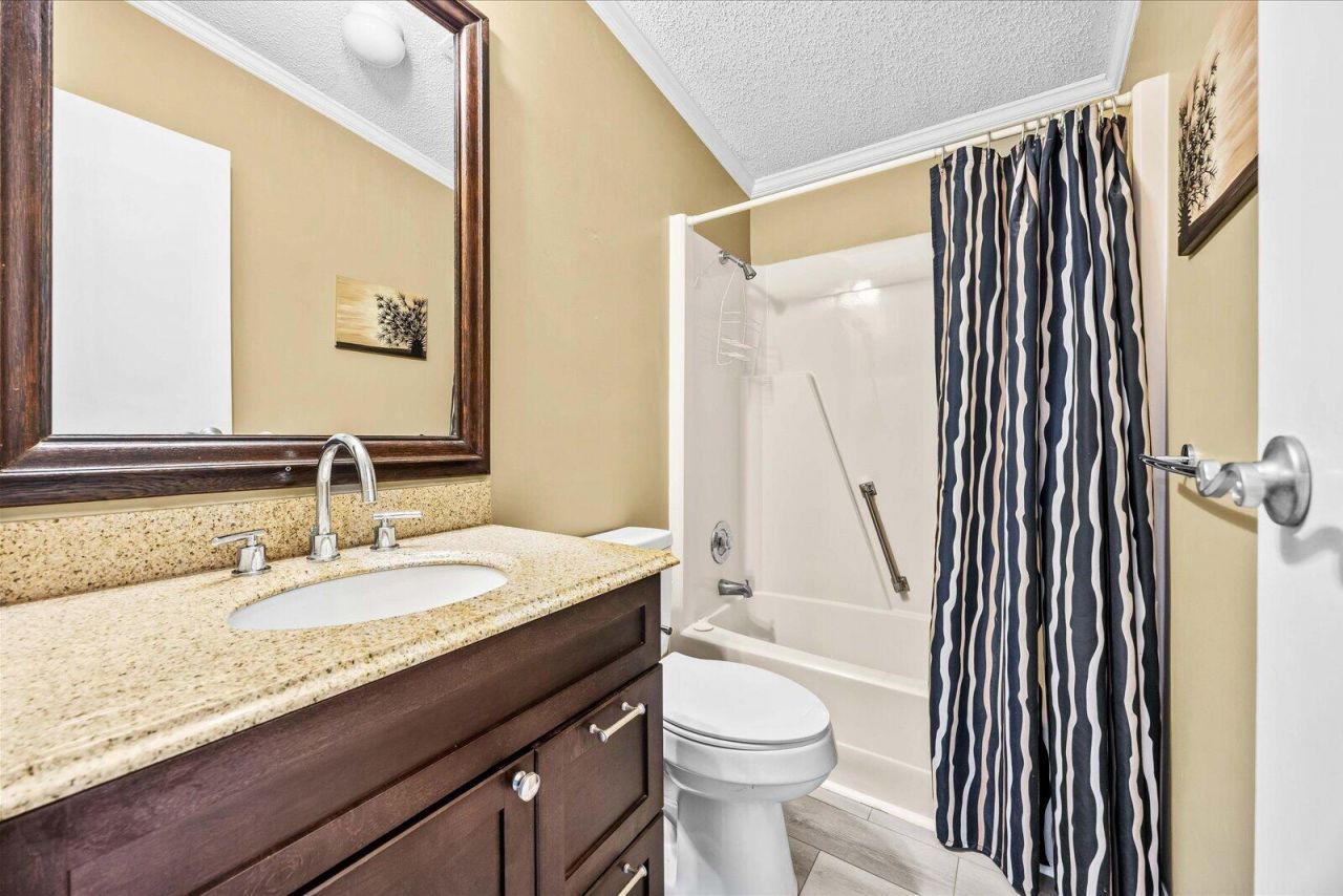 8400 Gallberry Circle, Port Saint Lucie, FL 34952 Photo