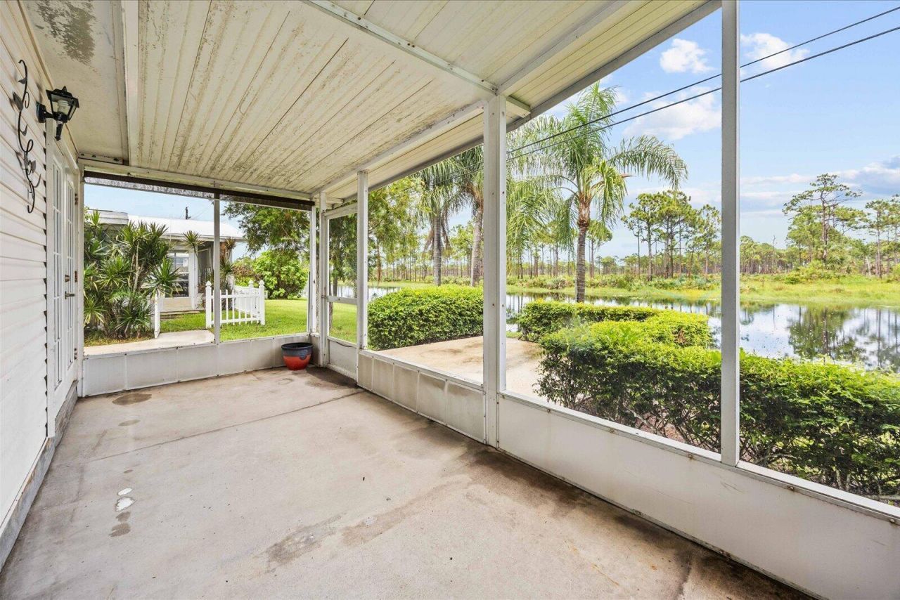 8400 Gallberry Circle, Port Saint Lucie, FL 34952 Photo