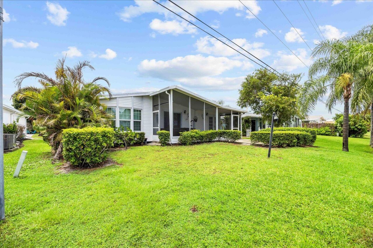 8400 Gallberry Circle, Port Saint Lucie, FL 34952 Photo