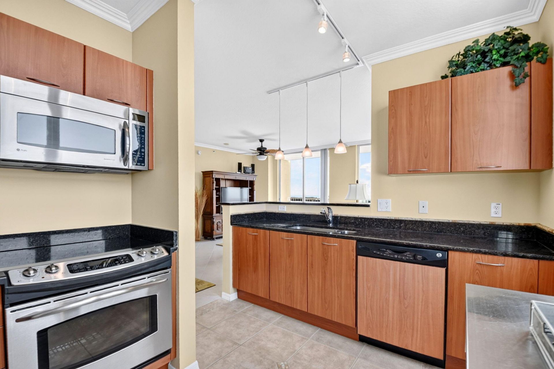 625 Casa Loma Boulevard, Unit 1002, Boynton Beach, FL 33435 Photo